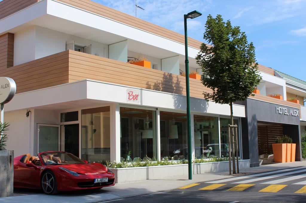 Hotel Alex Lignano Sabbiadoro Exterior photo